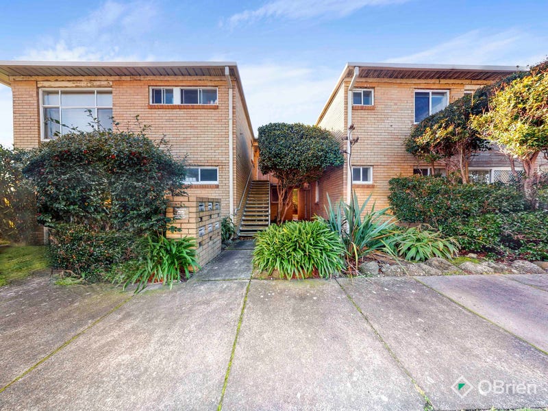 4/13 Cliff Road, Frankston, Vic 3199 Property Details