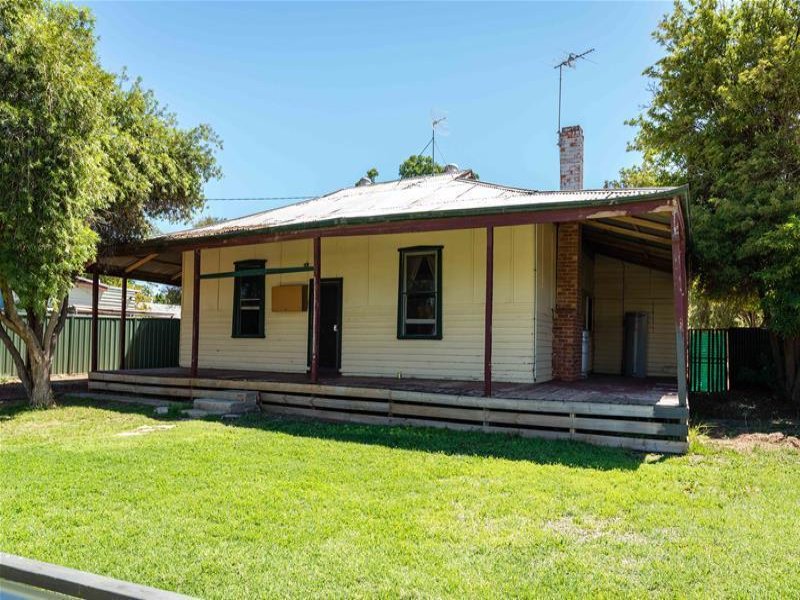 37 Commercial Street, Merbein, Vic 3505 Property Details