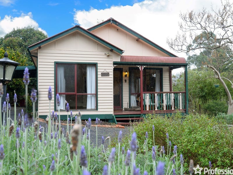 12 Old Warburton Road, Warburton, Vic 3799 House for Sale