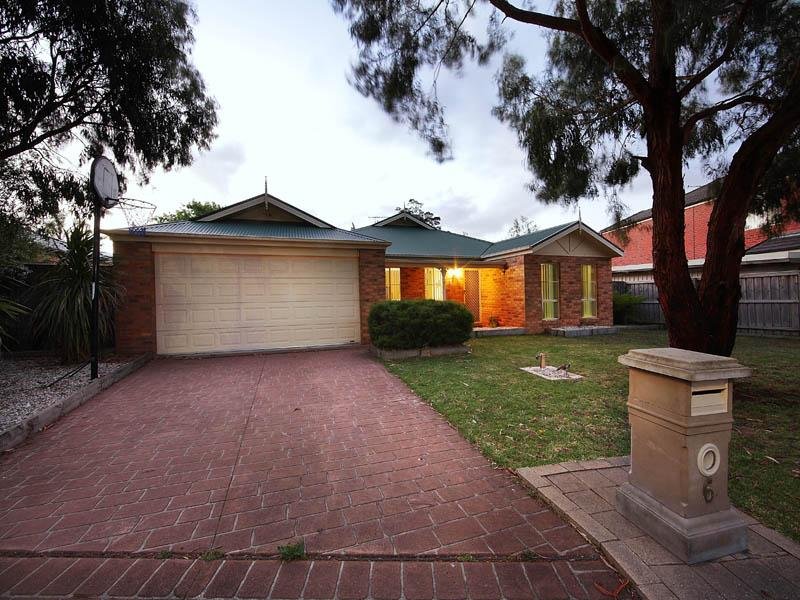 6 Manorwoods Drive, Frankston, VIC 3199