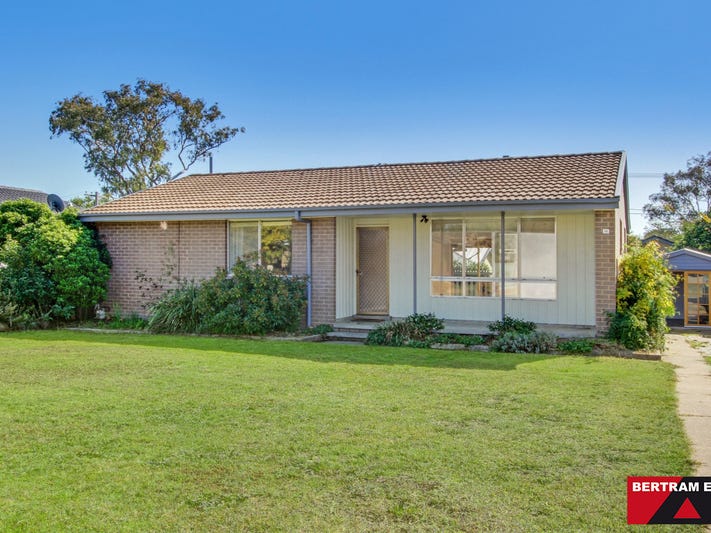 14 Nymagee Place, Fisher, ACT 2611