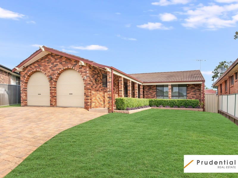 8 Dewar Place, St Andrews, NSW 2566