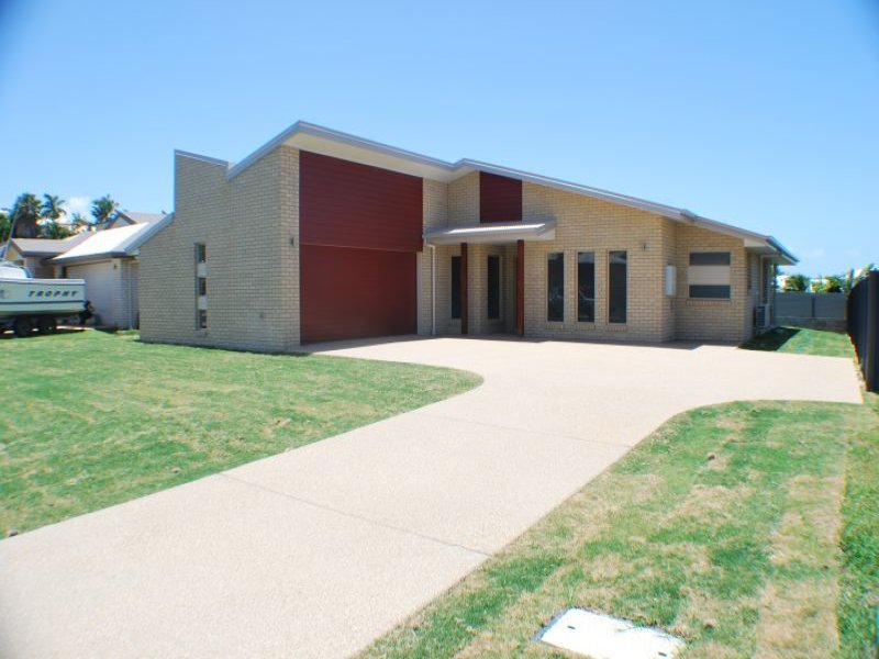 4 LEXINGTON DRIVE, Lammermoor, Qld 4703 Property Details