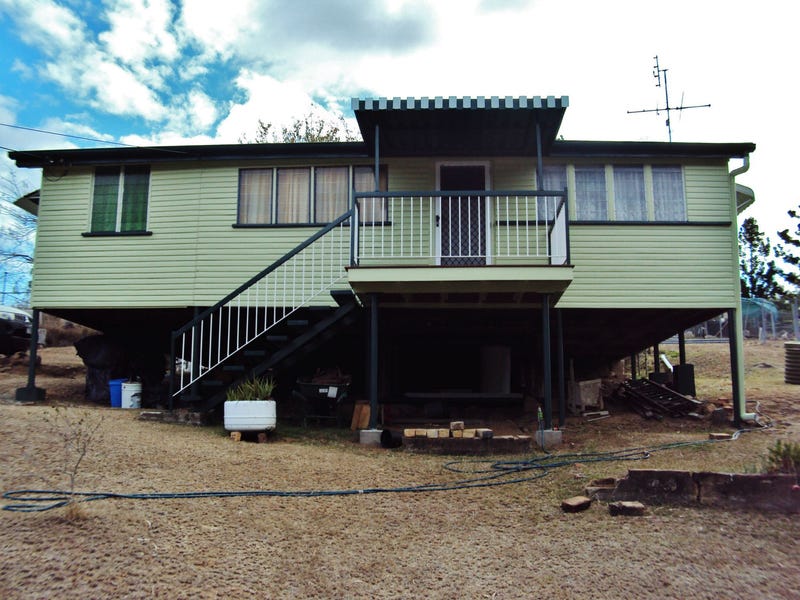 52 River Street, Mount QLD 4714