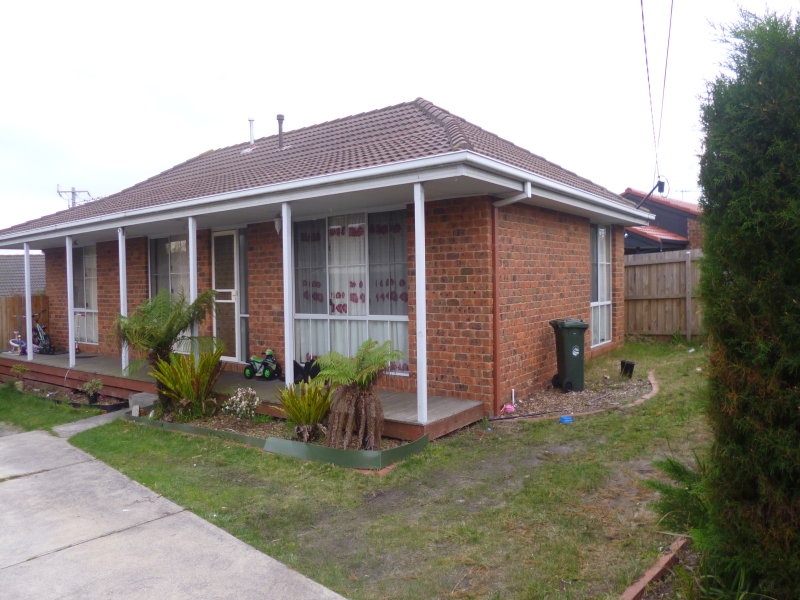 11 Parkdale Drive, Carrum Downs, VIC 3201