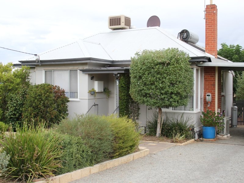 9 Mocardy Street, Wongan Hills, WA 6603