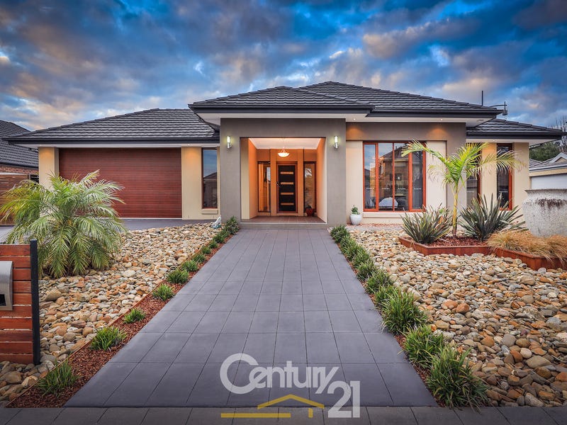 4 Egret Way, Pakenham, Vic 3810 Property Details