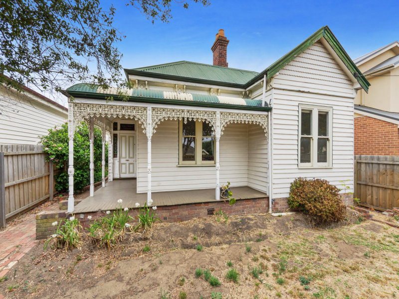 111 Aberdeen Street, Newtown, Vic 3220