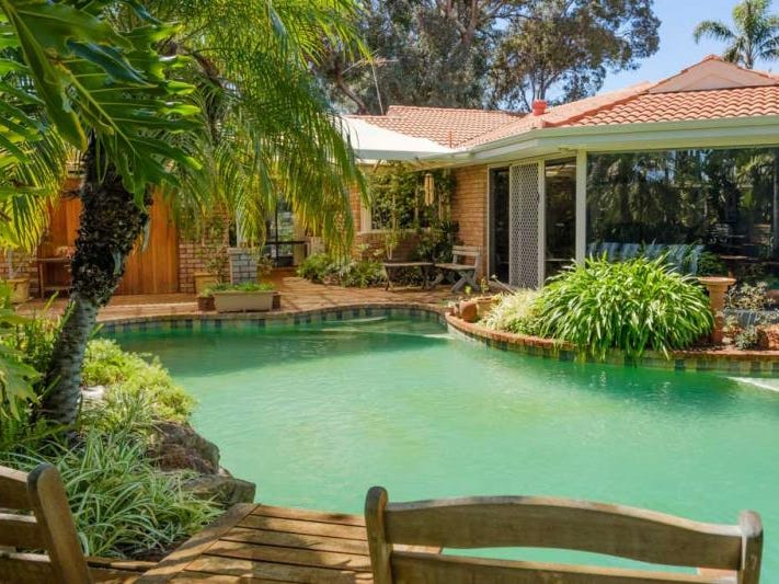 56 The Crest, Woodvale, WA 6026