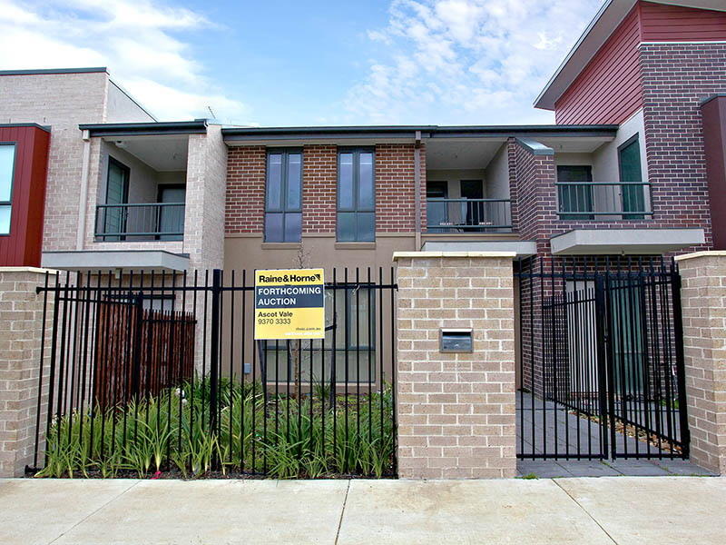 15 Yellow Box Street, Maidstone, Vic 3012 Property Details