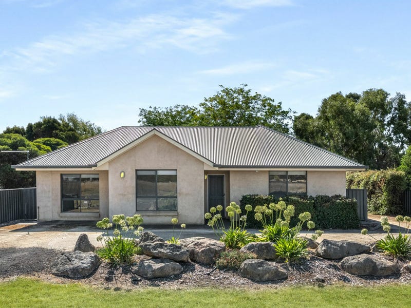 2 Riddoch St, Penola, SA 5277 - Property Details