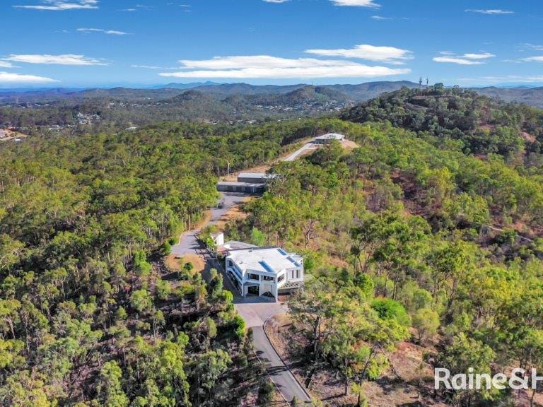 32 Pine Avenue, West Gladstone, QLD 4680