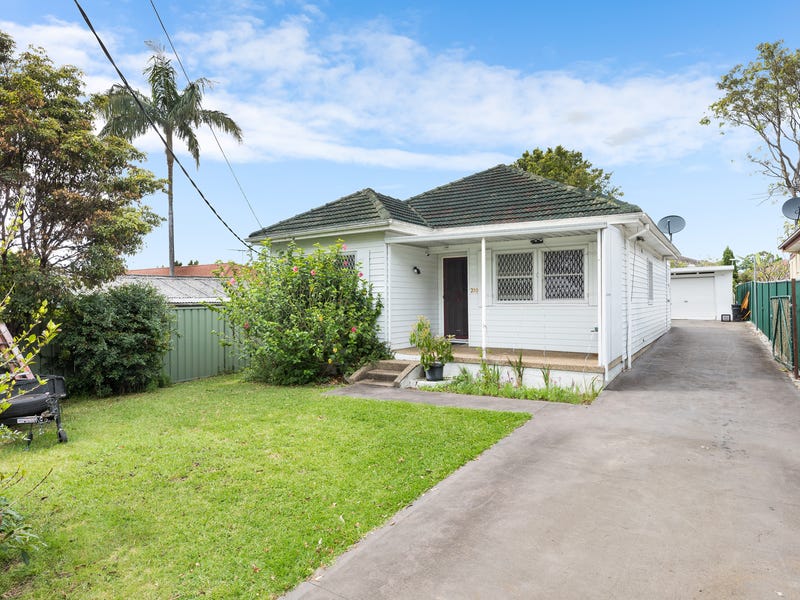 210 Forest Road, Gymea, NSW 2227 Property Details