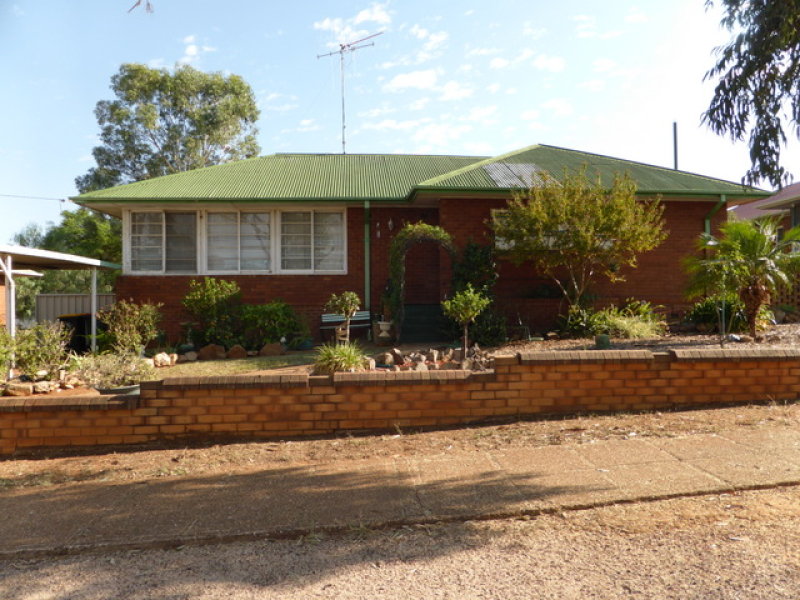 8 Mitchell Street, Parkes, NSW 2870 Property Details