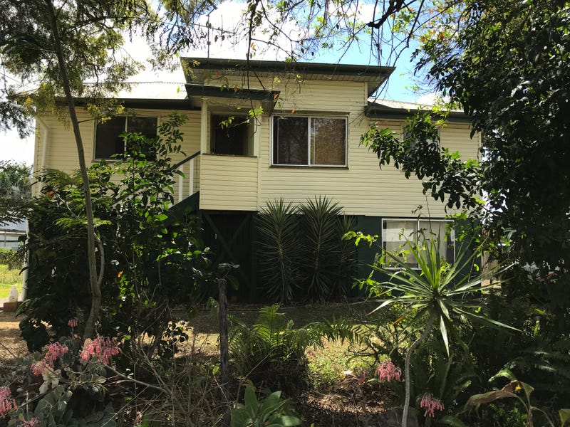 70 Dundas Street, Granville, QLD 4650