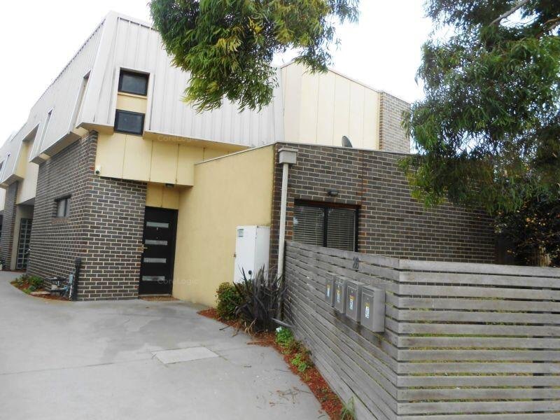 1/28 Millers Road, Brooklyn, VIC 3012