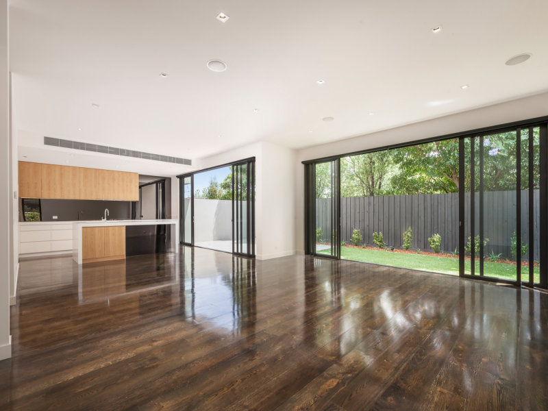 2/10 Fenwick Street, Kew, VIC 3101