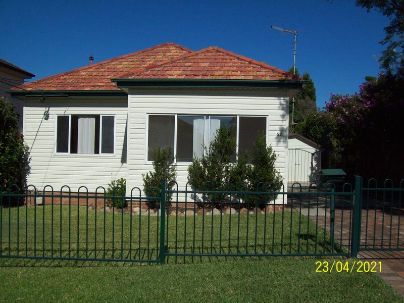 52 Rhodes Avenue, Guildford, NSW 2161