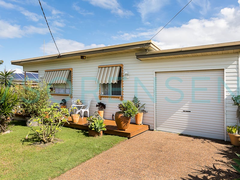 18 Barker Avenue, San Remo, NSW 2262