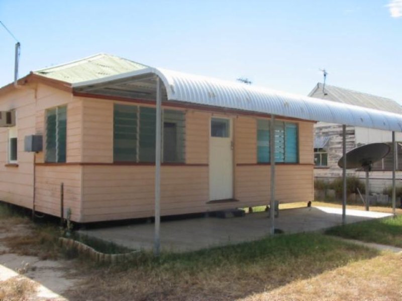 17 Mowbray, Hughenden, Qld 4821 Property Details