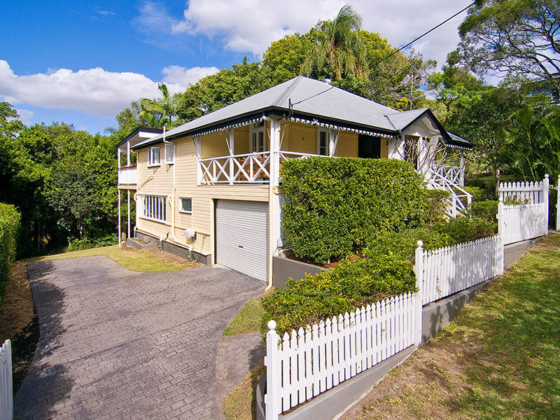 20 Gosman Street, Newmarket, QLD 4051