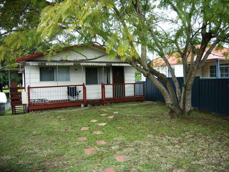 172 Fairfield Road, Fairfield, Qld 4103 Property Details