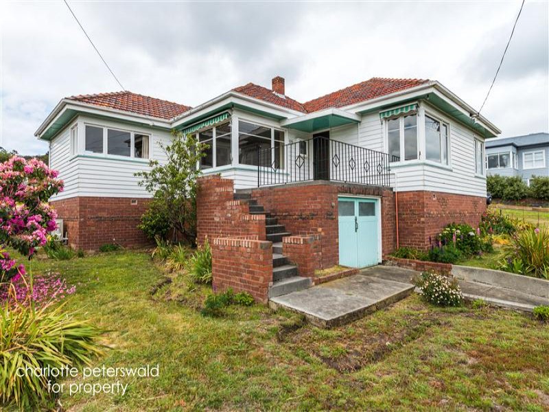 179 Gordons Hill Road, Lindisfarne, TAS 7015