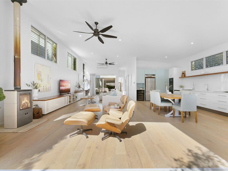 26 Alfred Street, Mermaid Beach, QLD 4218