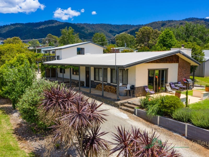 155 Kiewa Valley Highway, Tawonga South, Vic 3698 House for Sale