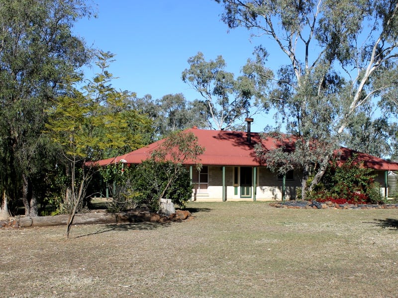 82 Colkerri Drive, Dalby, QLD 4405