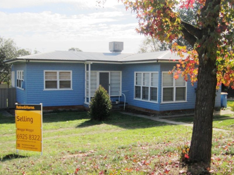 12 Cynthia Street, Tarcutta, NSW 2652 Property Details