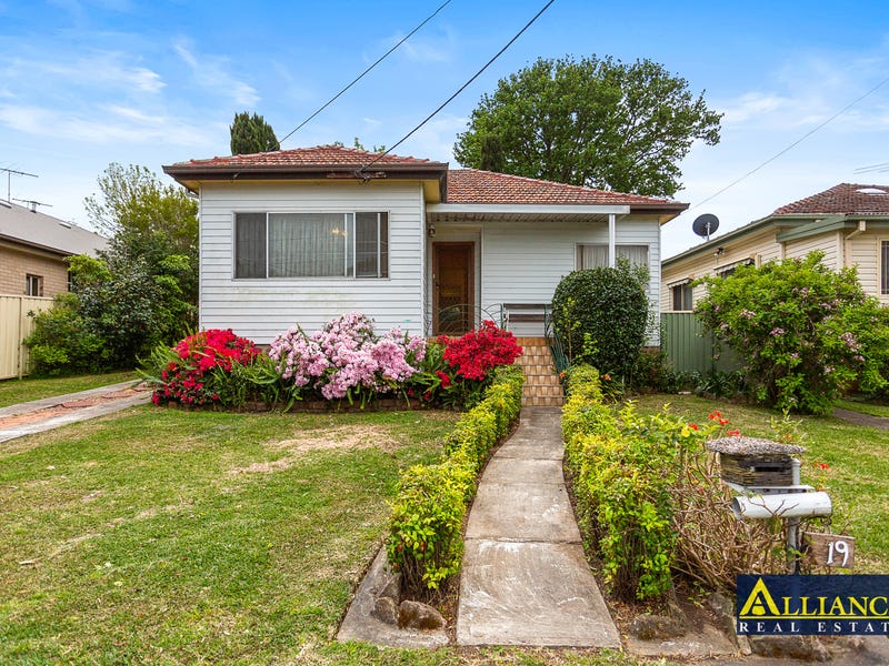 19 Richard Street, Panania, NSW 2213 Property Details