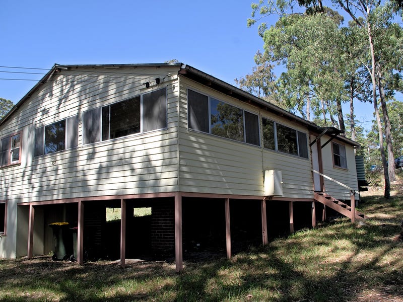 11 Cove Boulevard, North Arm Cove, NSW 2324