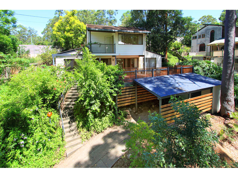 12 Stonehenge Street, Chapel Hill, QLD 4069