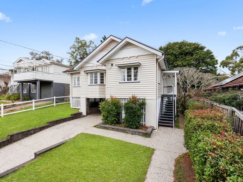 38 Saunders Street, Indooroopilly, QLD 4068