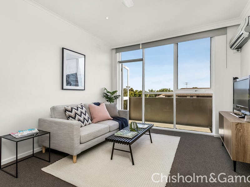 8/11 Scott Street, Elwood, Vic 3184 - Property Details