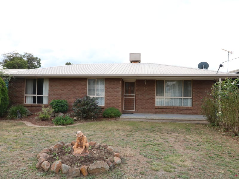 19 Albert Street, Carisbrook, Vic 3464 Property Details