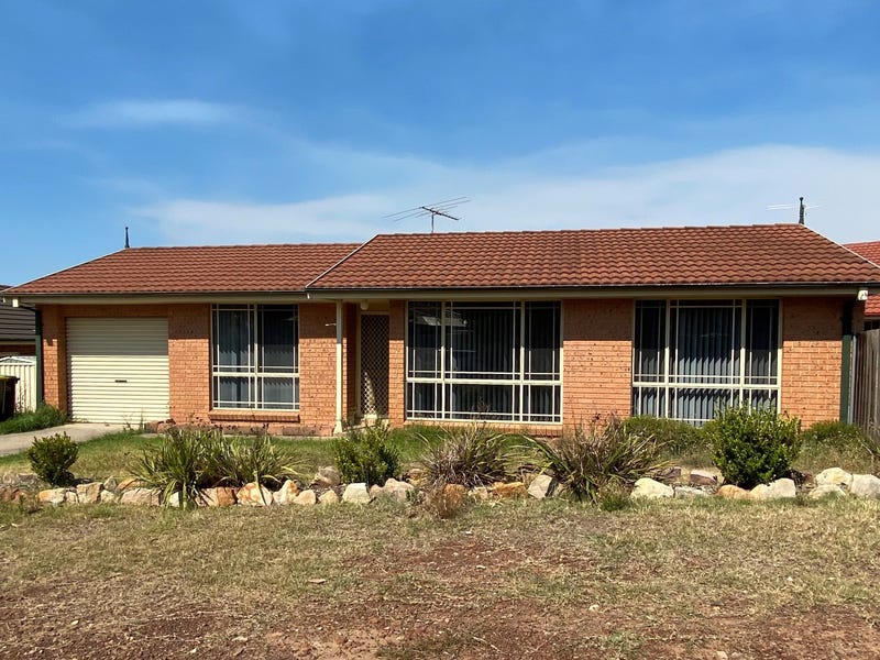 2 Brunswick Close, Colyton, NSW 2760