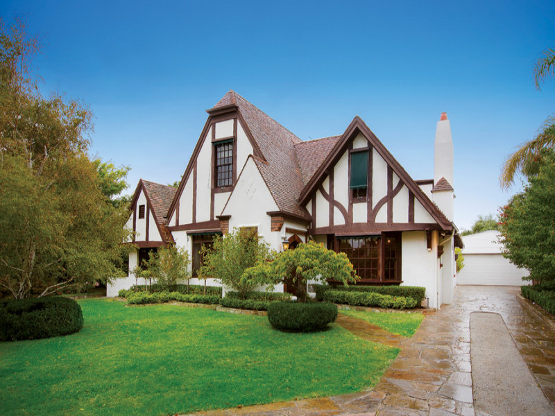 9 Mulgoa Street, Brighton, VIC 3186