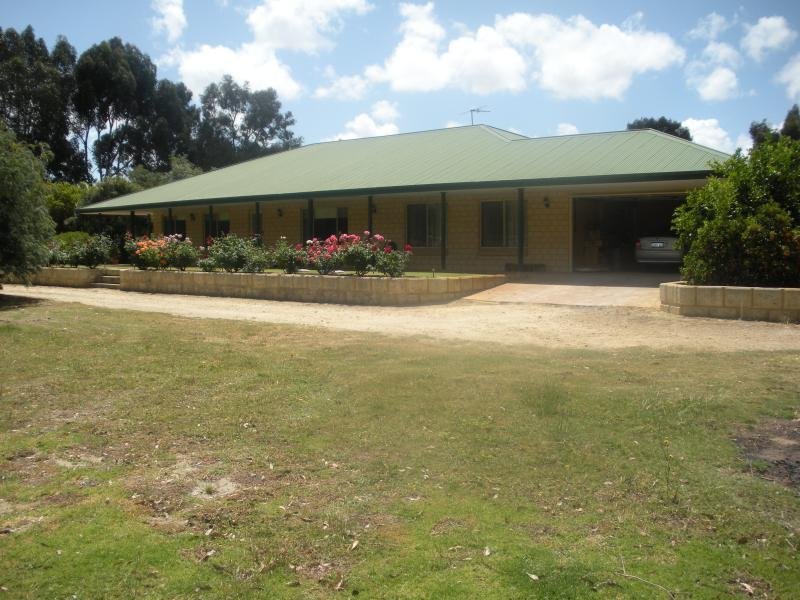 120 Byford Meadows Drive, Oakford, WA 6121 Property Details