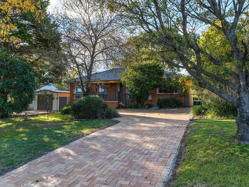 15 Hill Street, Picton, NSW 2571