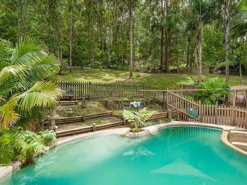 7 Dana Close, Wyoming, NSW 2250 Property Details