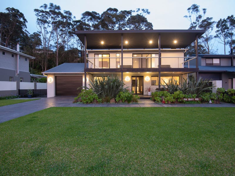 Real Estate & Property for Sale in Batemans Bay, NSW 2536 (+1 location