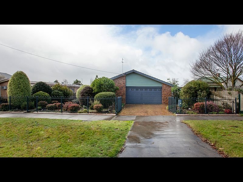 16 Loch Street, Yarragon, VIC 3823