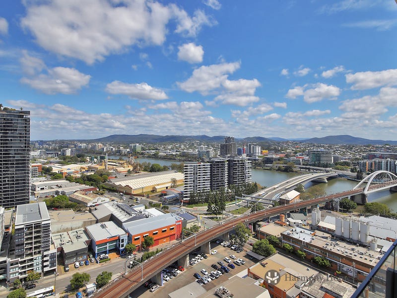 Real Estate & Property for Sale in Brisbane Eastern Region, QLD (+2