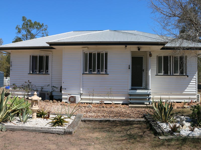 11 Banksia Court, Morton Vale, QLD 4343