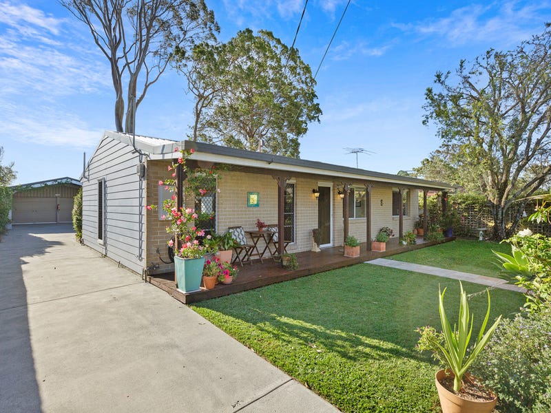 14 Lachlan Street, Birkdale, Qld 4159 Property Details