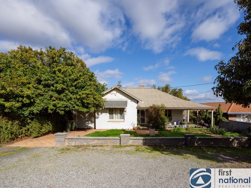 16 Hopetoun Avenue, Northam, WA 6401 House for Sale