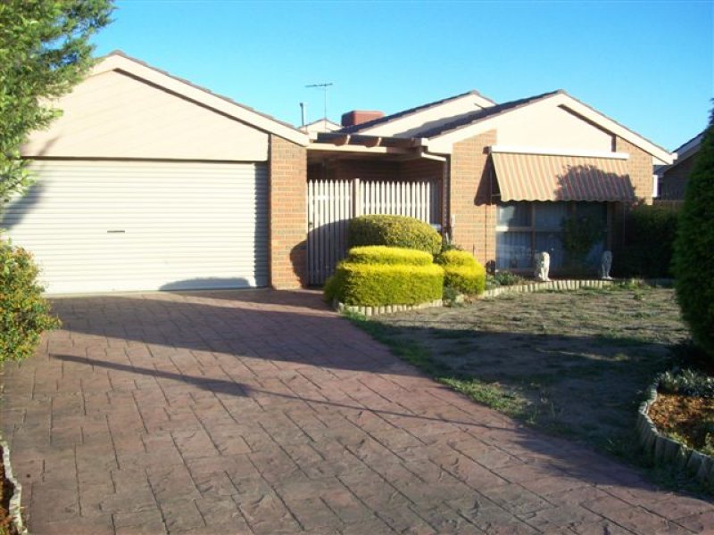 39 Newlyn Drive, Craigieburn, Vic 3064 Property Details