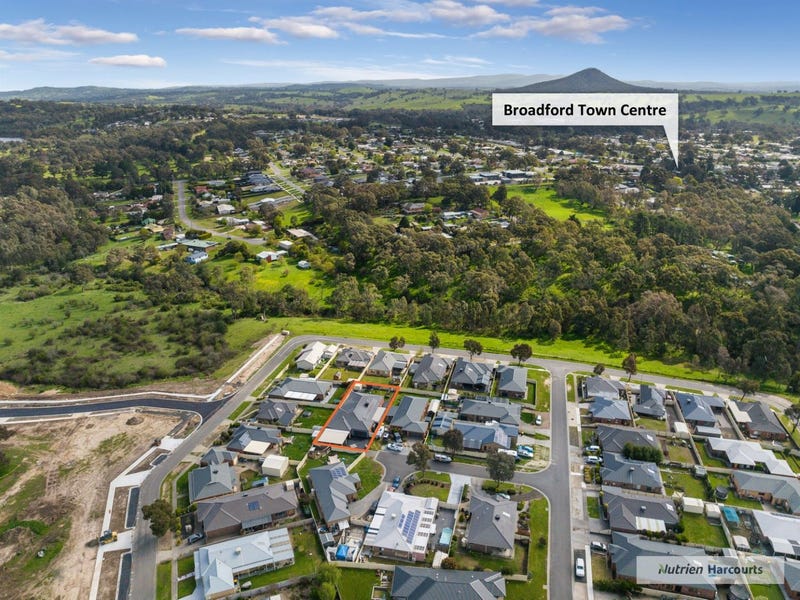 4 Furnari Close, Broadford, Vic 3658 House for Sale